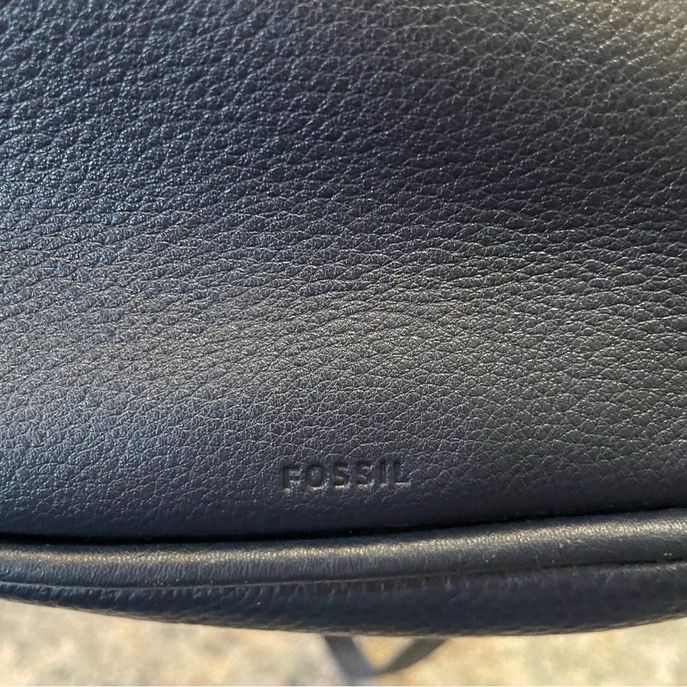 Fossil Rumi Crossbody Bag - Picture 9 of 11